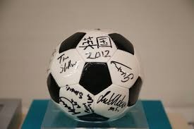 圣地亚哥教士队核心马查多在 2025 季后赛击出生涯第 40 支季后赛打点